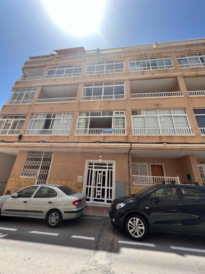 Luxury 2 Bedrooms Apartment With A Garage Torrevieja Esterno foto